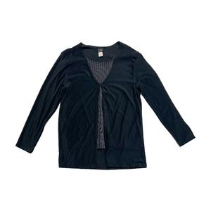 Black dress shirt with white lines on the inside and three-quarter sleeves.